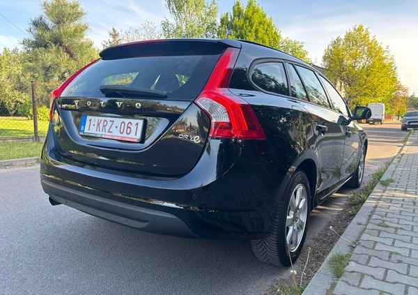 Volvo V60 cena 33900 przebieg: 246000, rok produkcji 2012 z Oborniki Śląskie małe 326